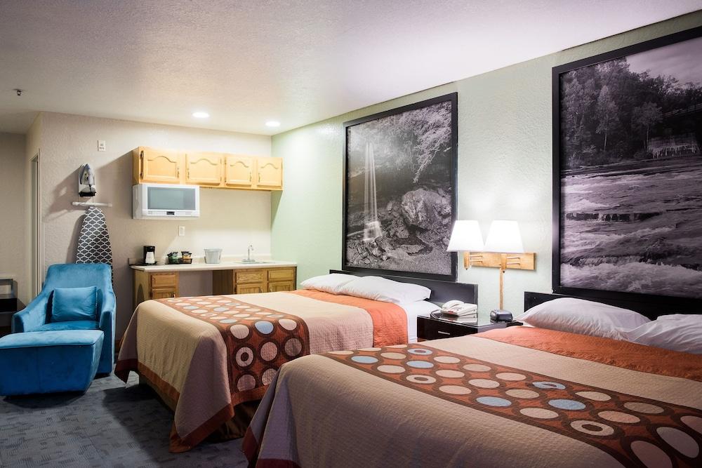 Super 8 By Wyndham Uniontown Pa Hotel Kültér fotó